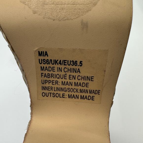 Just Fab Mia Sandals Women Sz 6 Beige Notched Wedge Straps Crisscross Espadrille - Picture 9 of 9